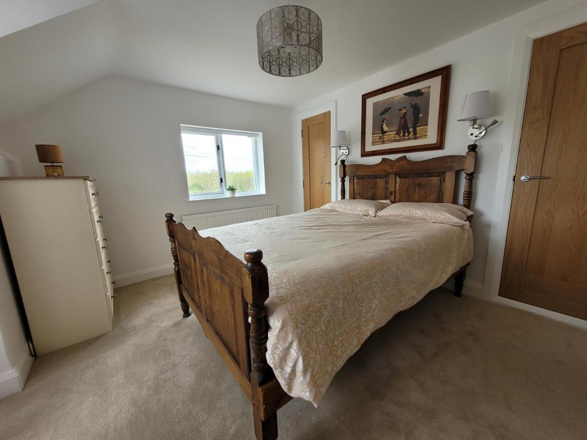 Helen'S Villa Maghera  Luaran gambar